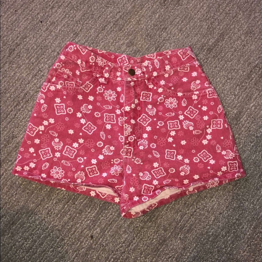 Cute red patterned shorts